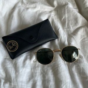 Ray-Ban Round Gold Frame Sunglasses